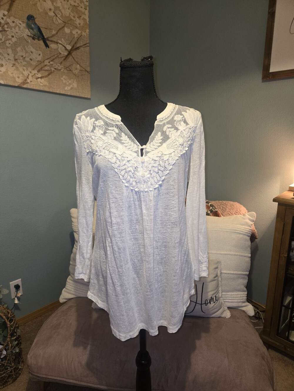 Meadow Rue White Embroidered V-Neck Tunic